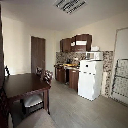 Csaladi Balatonszárszó