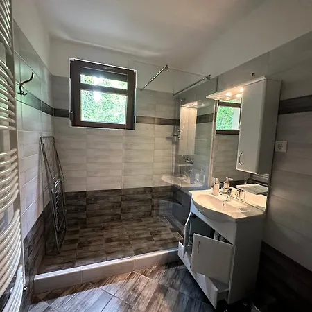 아파트 Csaladi Balatonszárszó