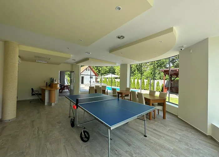 Csaladi 公寓 Balatonszárszó