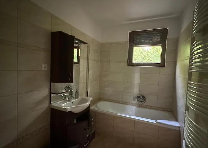 Csaladi * Balatonszárszó