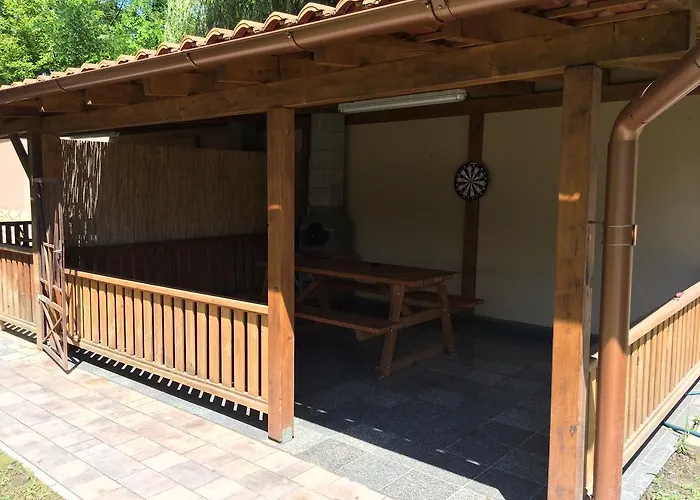 公寓 Csaladi Balatonszárszó